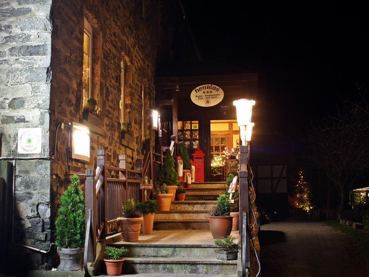 Henblas Hotel Neuenrade Exterior photo